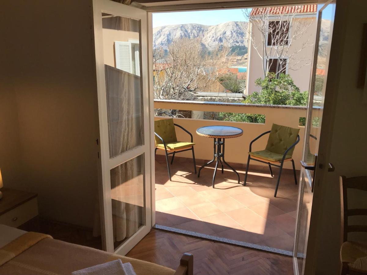 Summer Rooms Baska Εξωτερικό φωτογραφία