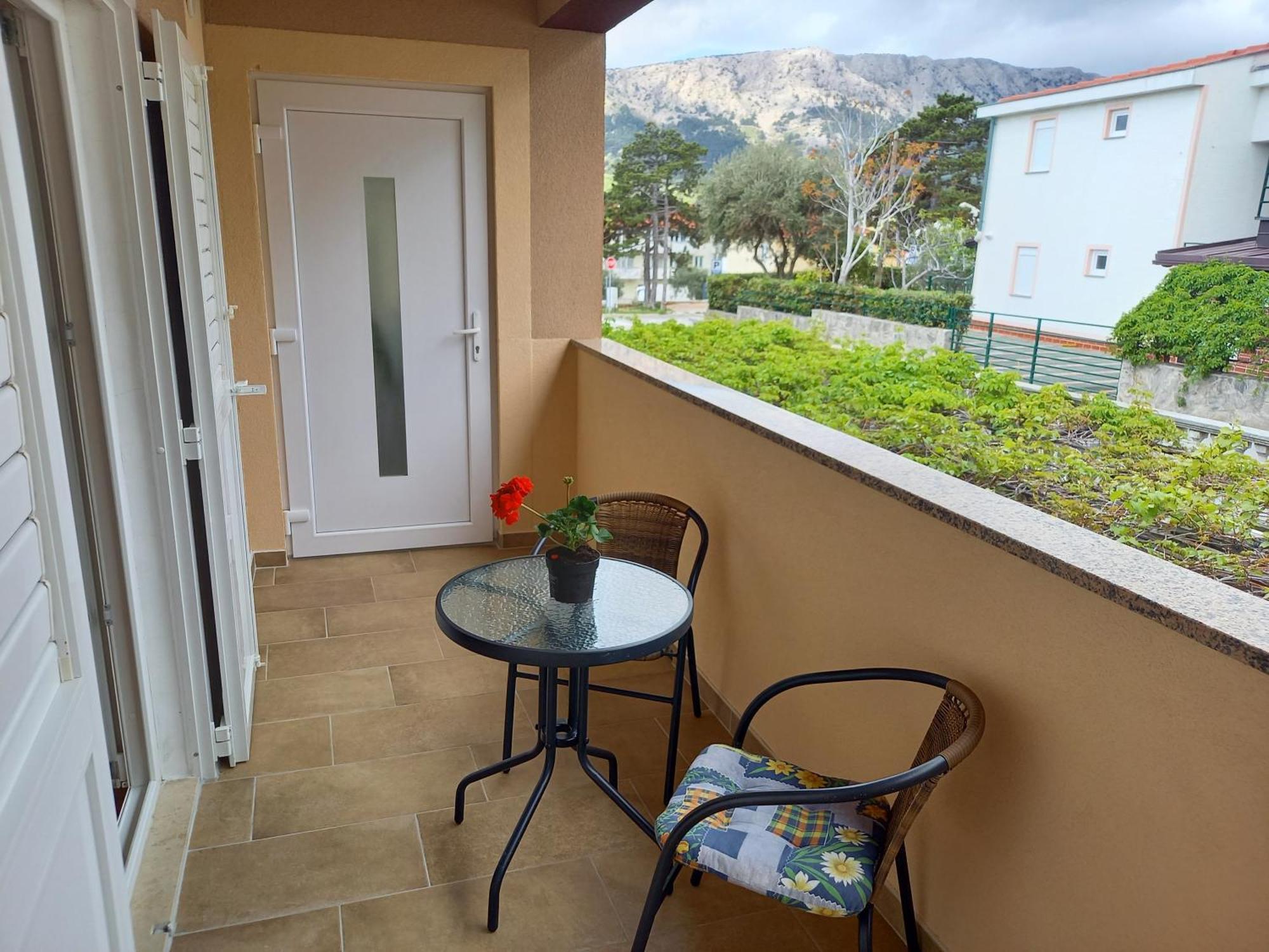 Summer Rooms Baska Εξωτερικό φωτογραφία